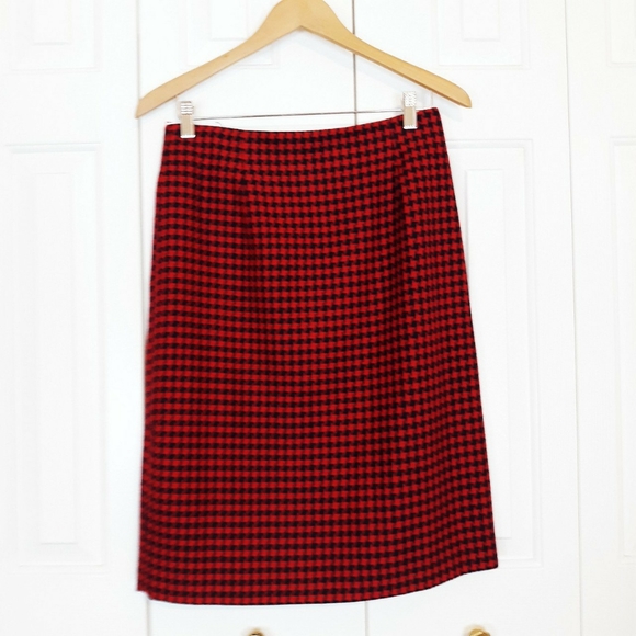 (sold) Vtg union made high waisted plaid tartan skirt - Picture 3 of 4